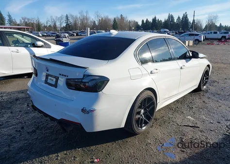 2014 BMW 335I xDrive z USA, uszkodzony, nr VIN WBA3B9G51ENR90919